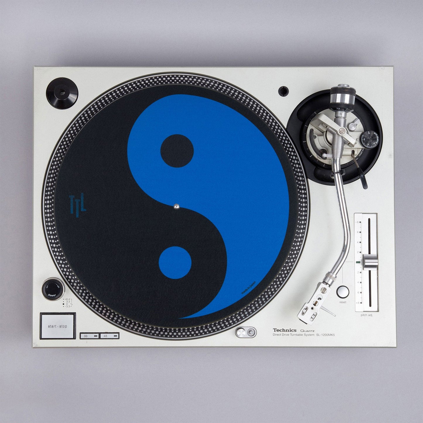Dr. Suzuki Record Mat (Dark Mode)
