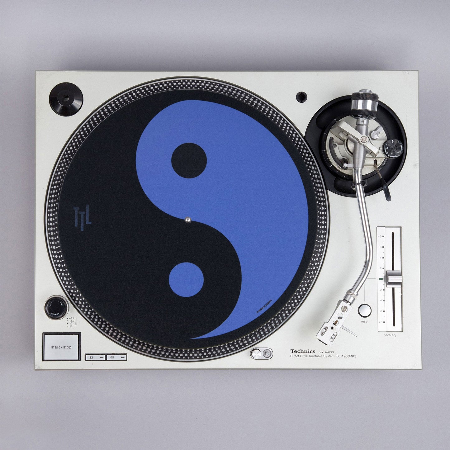 Dr. Suzuki Record Mat (Dark Mode)