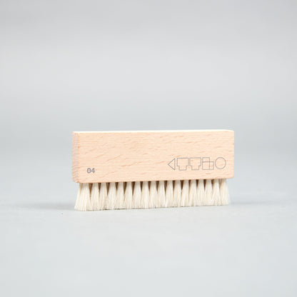 Wet+Dry Goat Hair Vinyl Record Brush