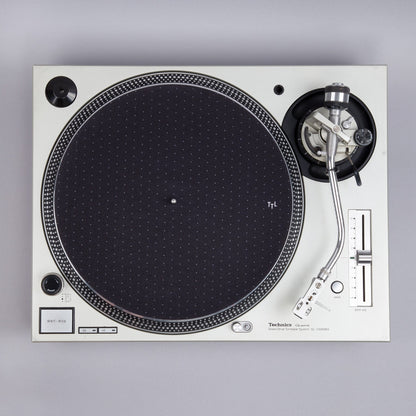 Dot Pattern Slipmat Record Mat (Black)